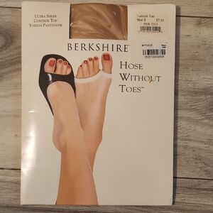 Berkshire Sheer Toeless Hose in Natural Tan